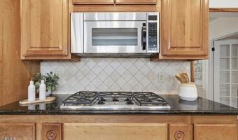 515 Alahmar St N, Alhambra, CA 91801