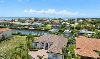 949 ALLEGRO Ln, Apollo Beach, FL 33572