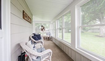 12 Clarendon St, Albion, NY 14411