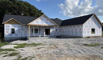107 Stone Crest Dr, Bedford, IN 47421