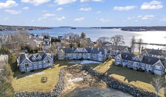 59 Mcfarland Point Dr, Boothbay Harbor, ME 04538