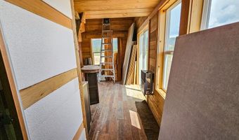 101 Sixty Ln, Cascade, ID 83611