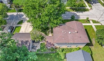 15 E Fairview St, Arlington Heights, IL 60005