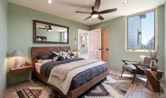 102 Spanish Peaks Rd, Arroyo Hondo, NM 87513