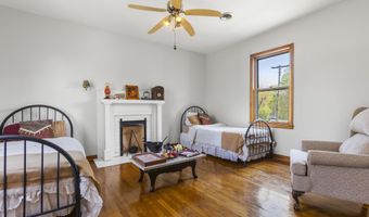 90 Grand Ave, Beattyville, KY 41311