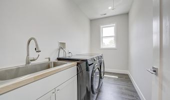 10032 SINNOTT, Bethesda, MD 20817