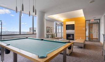 2001 15TH St N 306, Arlington, VA 22201