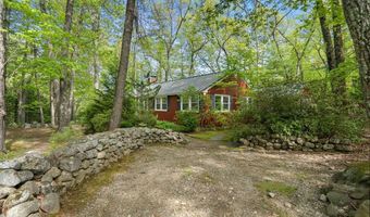 12 Lord Jeffrey Dr, Amherst, NH 03031