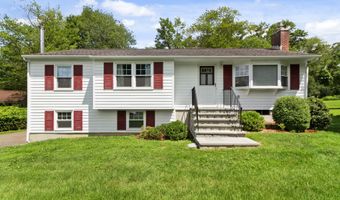 11 W Lake Shore Dr, Danbury, CT 06811