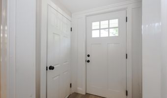 32 Raymond Rd, Auburn, NH 03032