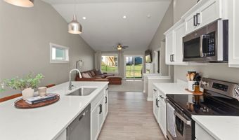 2805 20th St SW, Altoona, IA 50009