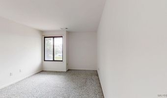 5 Southcreek Ct C, Amherst, NY 14051
