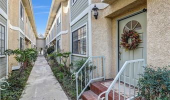 25 Palmetto Dr E, Alhambra, CA 91801