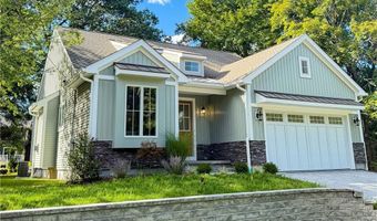 44 Middle St, North Kingstown, RI 02852