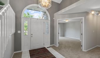 2418 Meadowridge Ct, Ann Arbor, MI 48105