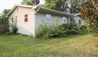 710 Field St, Altamont, IL 62411