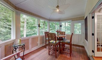 45 N Nabby Rd, Danbury, CT 06811