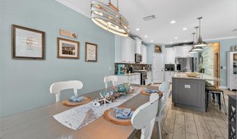 5227 ADMIRAL POINTE Dr, Apollo Beach, FL 33572