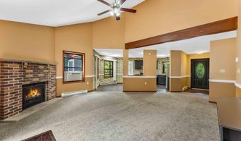 28 Penn Forest Trl, Albrightsville, PA 18210