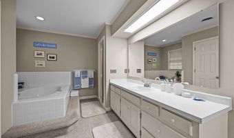 1270 Thayer Dr, Asheboro, NC 27205