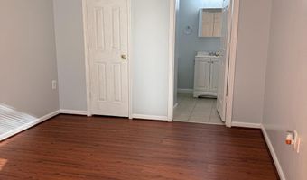 4303 PEMBROOK VILLAGE Dr 15, Alexandria, VA 22309