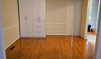 4313 GREENBERRY Ln, Annandale, VA 22003