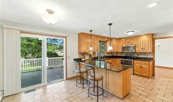 56 Greenfield Rd, Cumberland, RI 02864