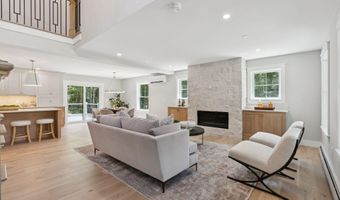 52 Jasper Ln, Arundel, ME 04046