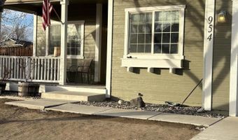 954 Iris Ln, Fernley, NV 89408