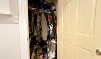 41 Pickney St B, Boston, MA 02114