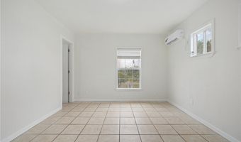215 S 11th St, Aransas Pass, TX 78336