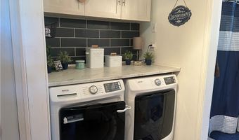 1124 E 17th St, Ashtabula, OH 44004