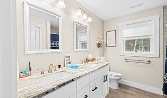 8 Big River Rd, Coventry, RI 02816