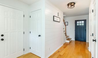 2515 Eisenhower Ave, Ames, IA 50010
