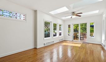 4421 VOLTA Pl NW, Washington, DC 20007