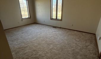 1011 12000 Rd, Altamont, KS 67330