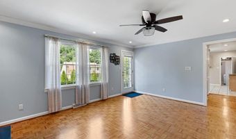 205 CLOVER Dr, Hockessin, DE 19707