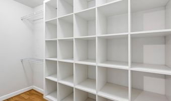 1910 La Dawn NW, Atlanta, GA 30318