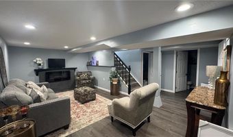 607 13th Ave SW, Austin, MN 55912
