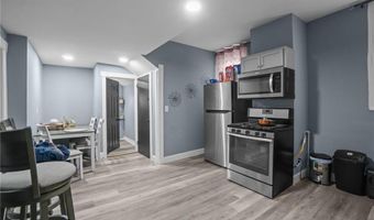 367 Laurel Hill Ave, Cranston, RI 02920