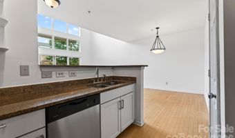 649 Raphael Pl, Charlotte, NC 28205