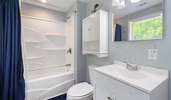 4209 HAWKINS Ln, Barboursville, VA 22923