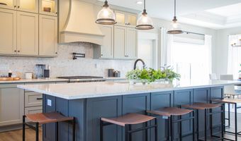 3899 Chapel Hill Ct, Bargersville, IN 46106