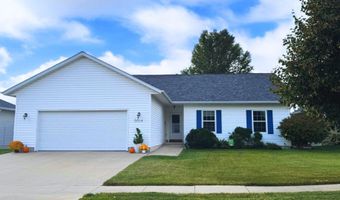 5014 Waller St, Ames, IA 50014