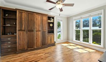 40 Myrtle St, Apalachicola, FL 32320