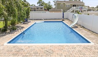 623 Forecastle Ave, Beachwood, NJ 08722