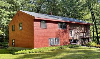 8 Wood Dr, Atkinson, NH 03811
