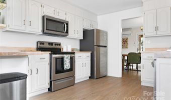 77 Dillingham Rd, Asheville, NC 28805