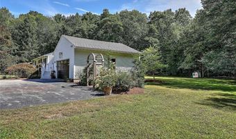 138 Jenckes Hill Rd, Lincoln, RI 02865