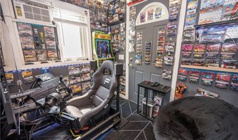 9658 Oakland St, Angola, NY 14006